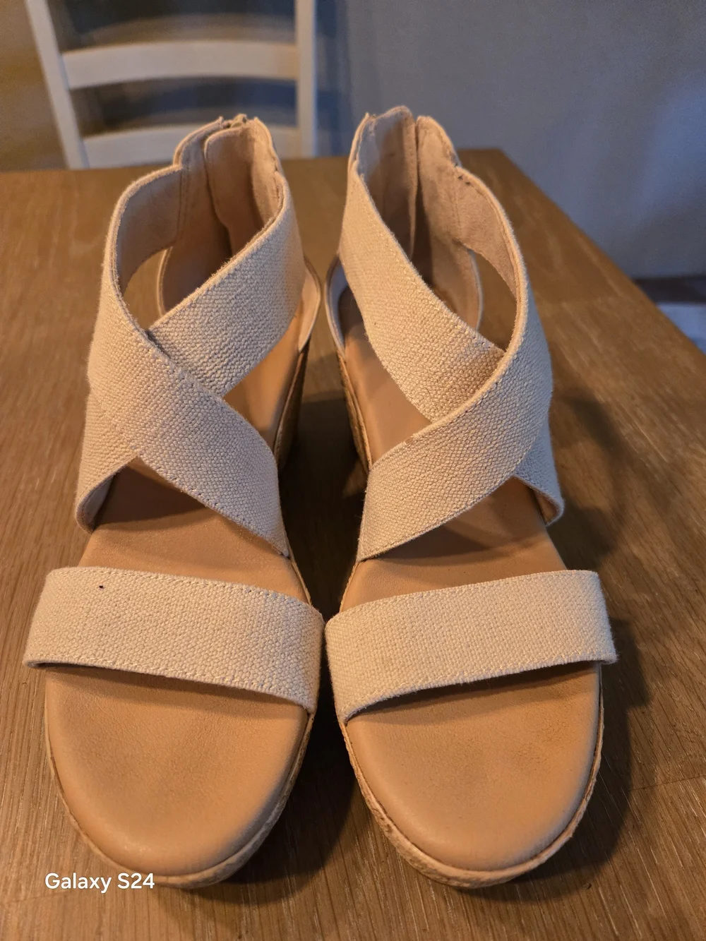 Cliffs by White Mountain Beige Espadrille Wedge Sandals Womens 7.5